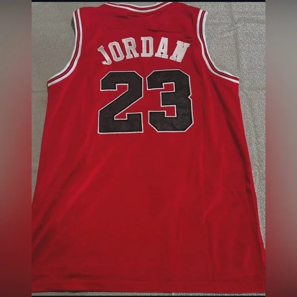 ♥️🏀Red Chicago Basketball Jersey - Picture 2 of 2